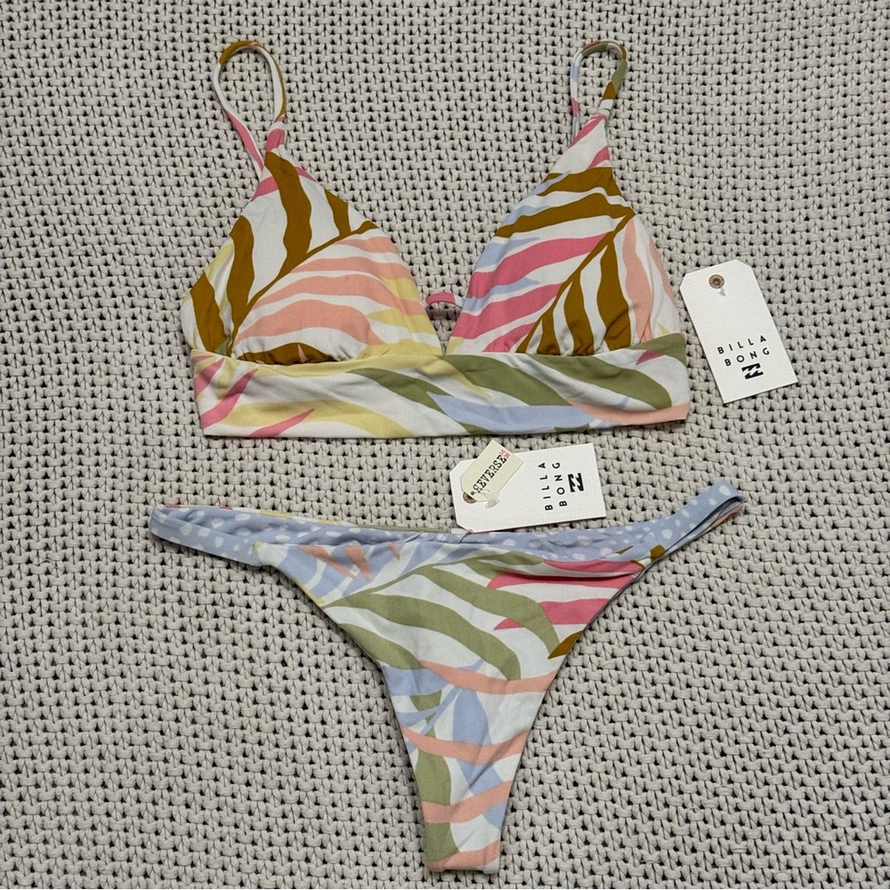 NWT Billabong Tropic Sunny Reversible Bikini Set - Size Medium